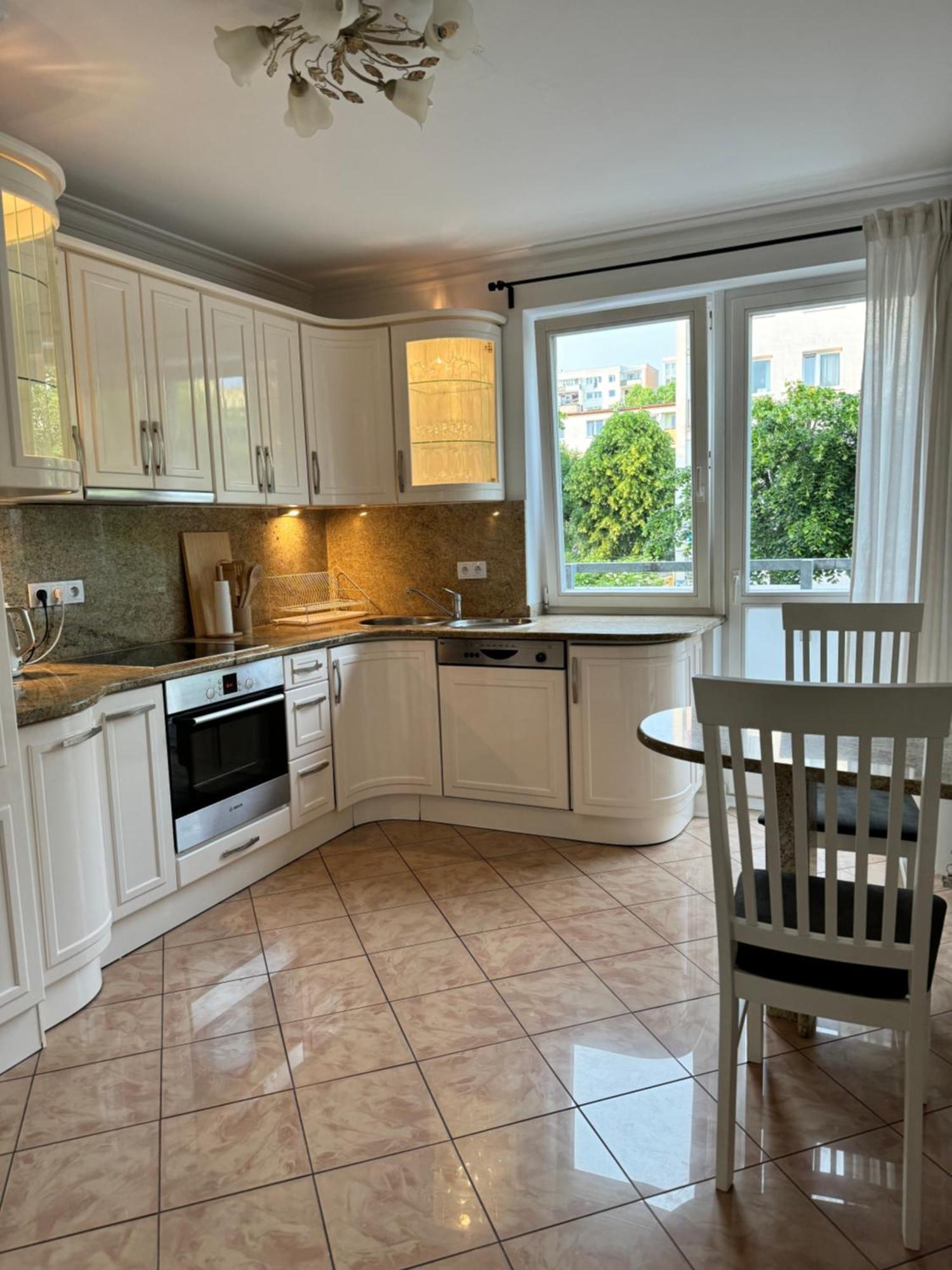 Sunny House Of Aries Apartment โซพอต ภายนอก รูปภาพ